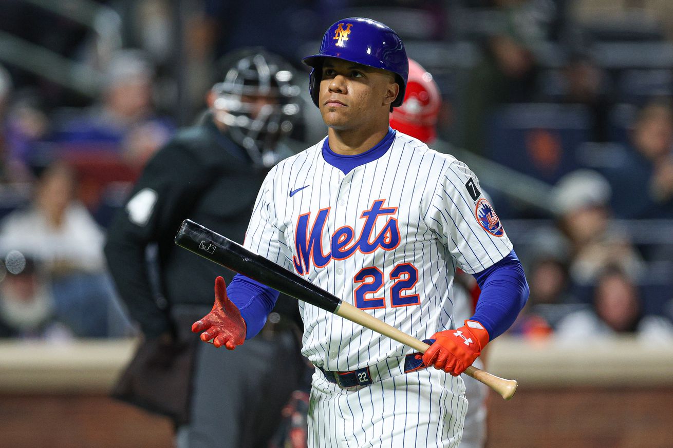 MLB: St. Louis Cardinals at New York Mets