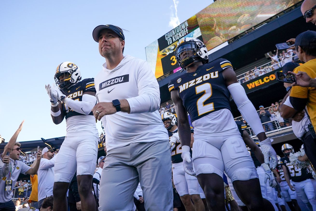 NCAA Football: Buffalo at Missouri