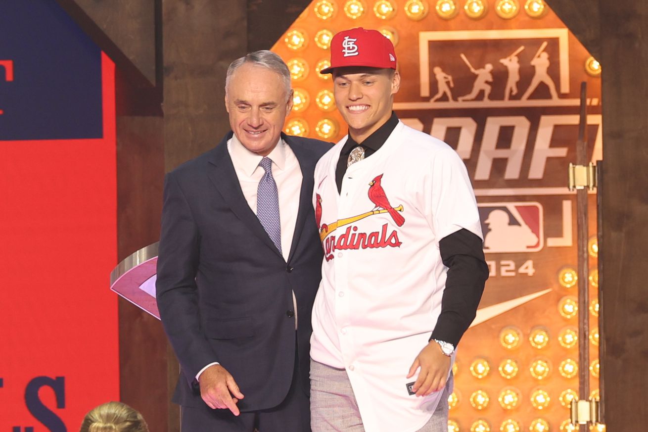 MLB: Draft